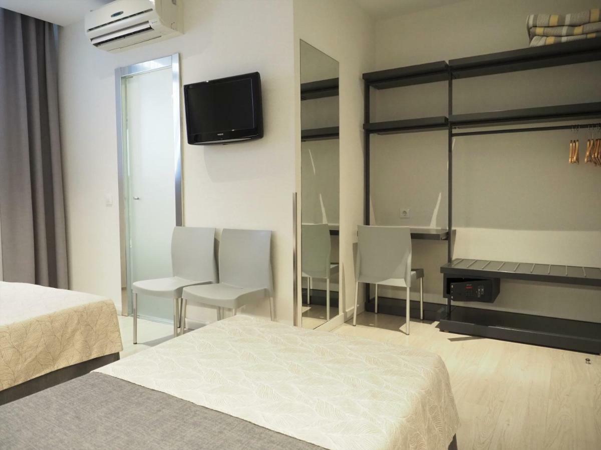 Hostal Benidorm — Photos 3
